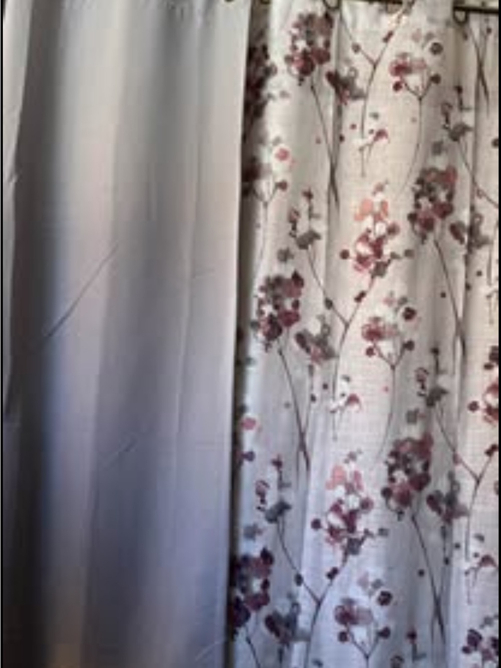 Floral Shower Curtain Set in White and Pink - Unbranded